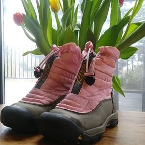 Keen Boots Size 11
